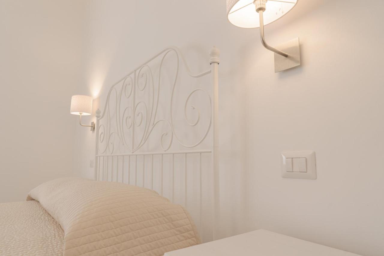 Amare Sirolo Bed and Breakfast Buitenkant foto